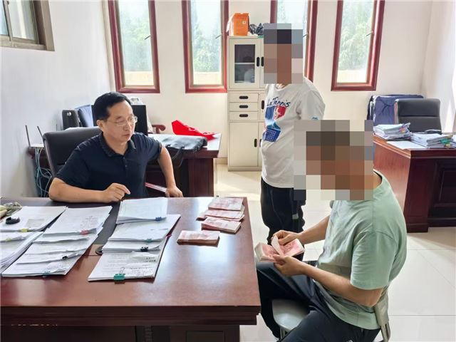 17050953622466235_33.jpg 17050953622466235_33.jpg