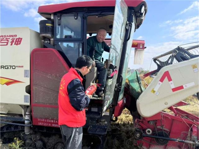 1448429858648268_33.jpg 1448429858648268_33.jpg