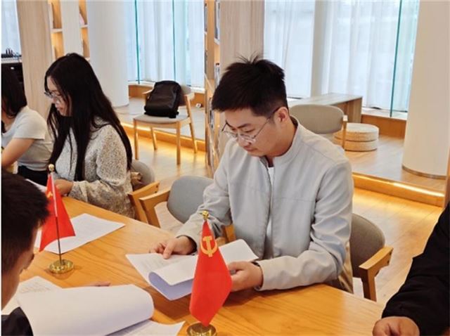 14094774946075827_33.jpg 14094774946075827_33.jpg