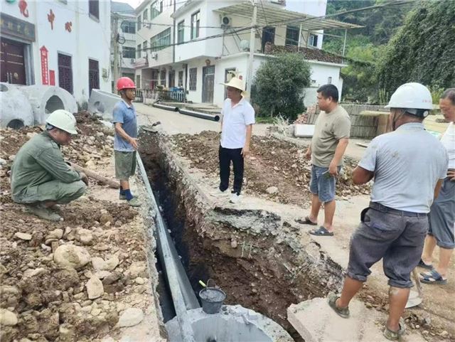 10303716698395399_33.jpg 10303716698395399_33.jpg