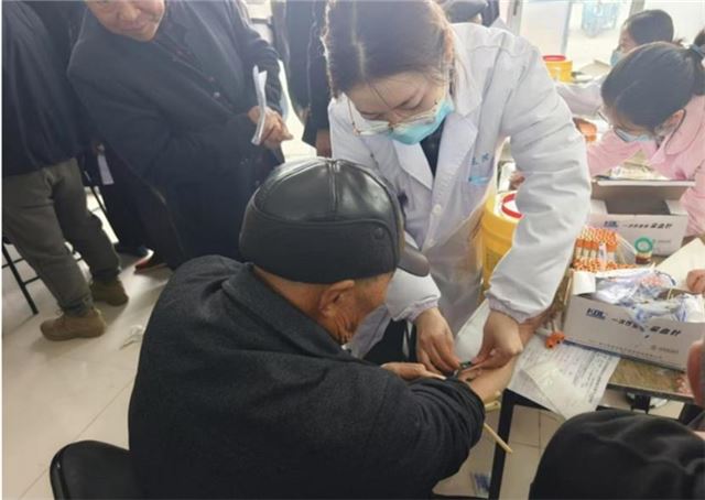 11100339982533465_33.jpg 11100339982533465_33.jpg