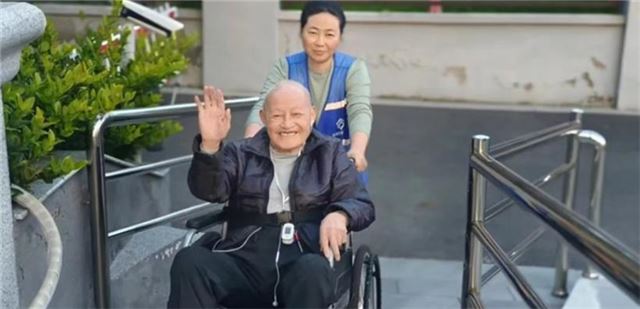 18322416085412382_33.jpg 18322416085412382_33.jpg