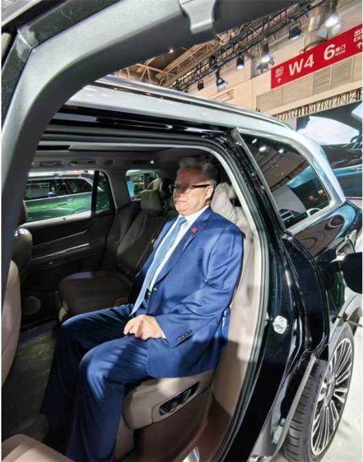 2053195086358011_33.jpg 2053195086358011_33.jpg