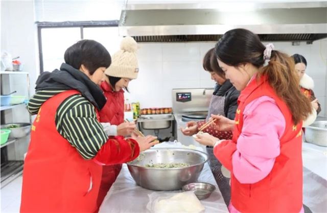 1036555925449063_33.jpg 1036555925449063_33.jpg