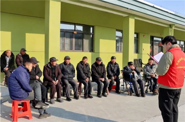 10371842169699784_33.jpg 10371842169699784_33.jpg