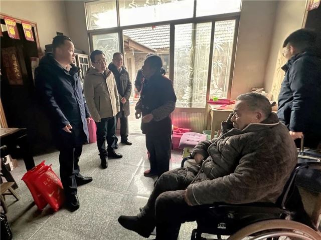 10304882404062800_33.jpg 10304882404062800_33.jpg