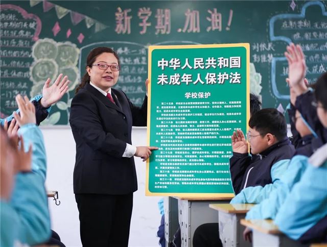 10314187923587443_33.jpg 10314187923587443_33.jpg